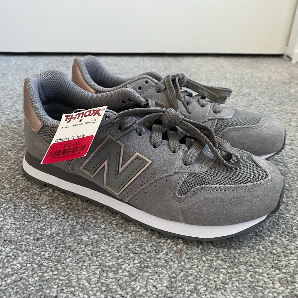 NWT size 7 new balance 500 rose gold/gray sneakers